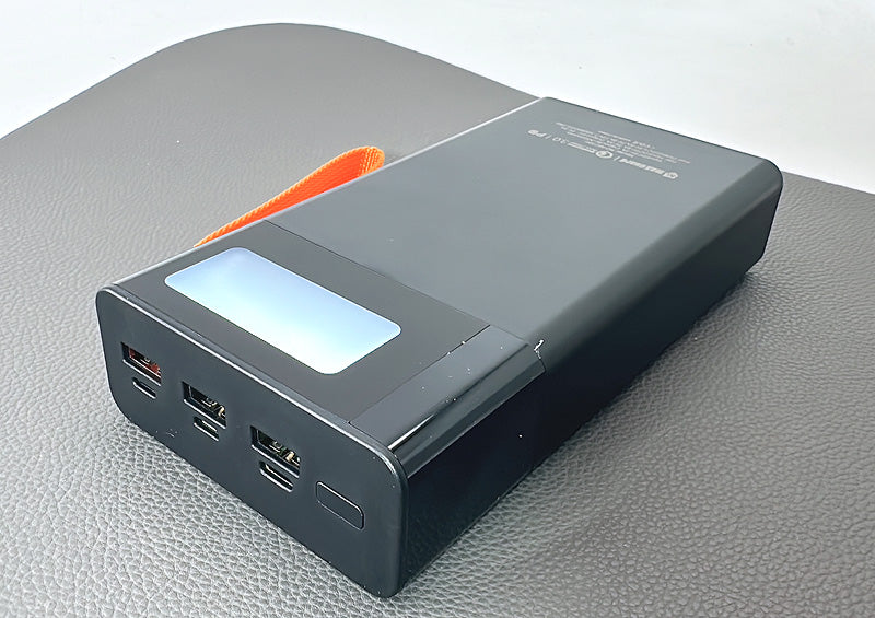 Maxguard 30000 Mah PD QC 3.0 3USB+2Type-C Power Bank