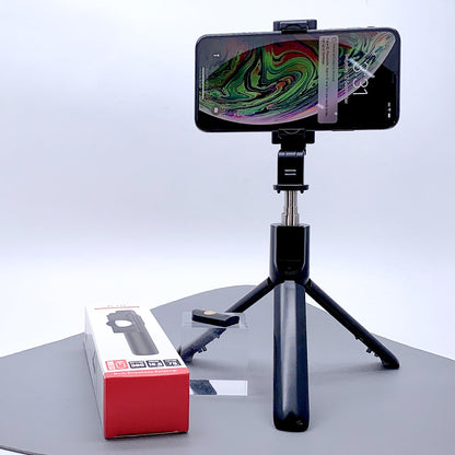 Wireless Selfie Stick Tripod with Remote Control